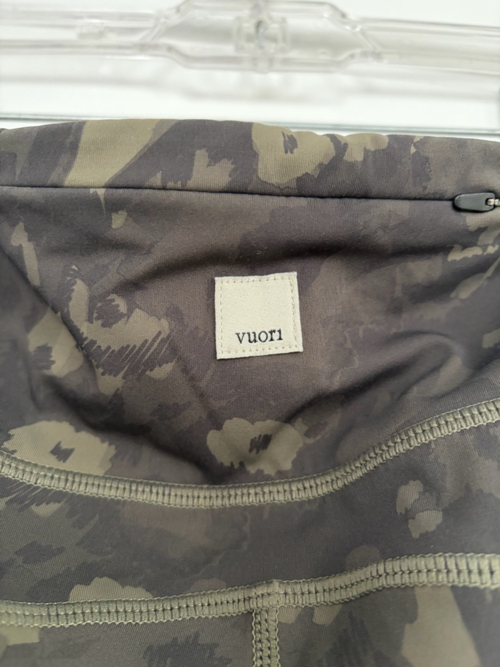 Vuori Stride Legging Oregano Flower - Picture 4 of 4